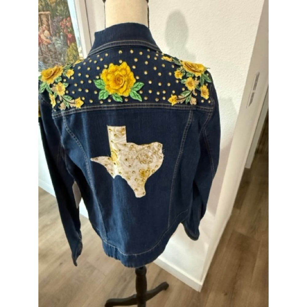 Faded Glory Blue Jean Jacket with Yellow Rose of Texas Embellishments Size L - Picture 2 of 7